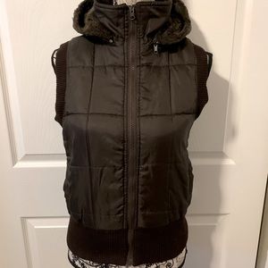 Brown winter vest with hood